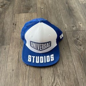 Universal Studios Orlando Snap Back Trucker Hat